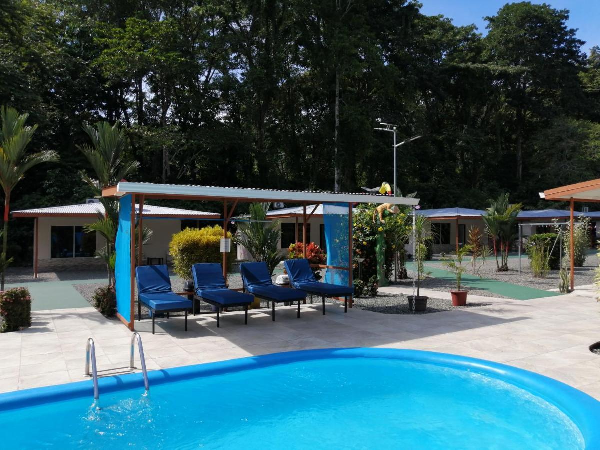 Puerto Vargas Lodge 卡维塔 外观 照片