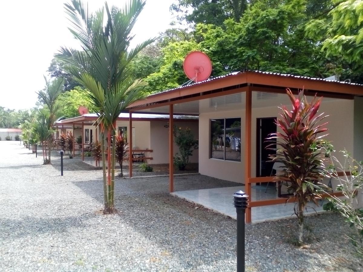Puerto Vargas Lodge 卡维塔 外观 照片