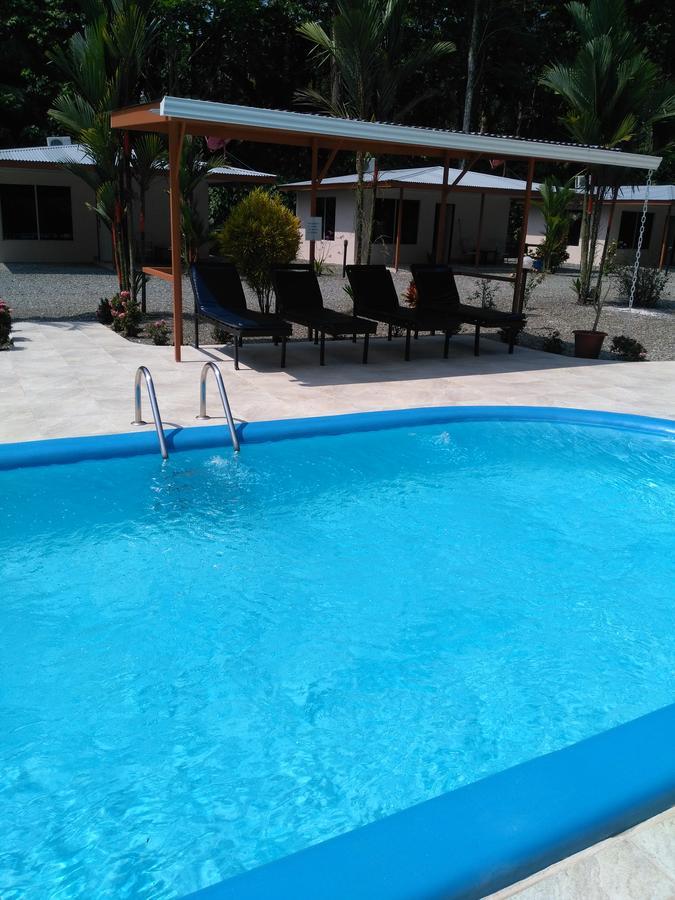 Puerto Vargas Lodge 卡维塔 外观 照片